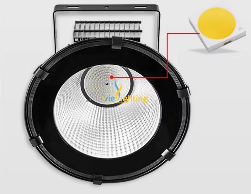 Đèn pha LED 100W VIFL6-100