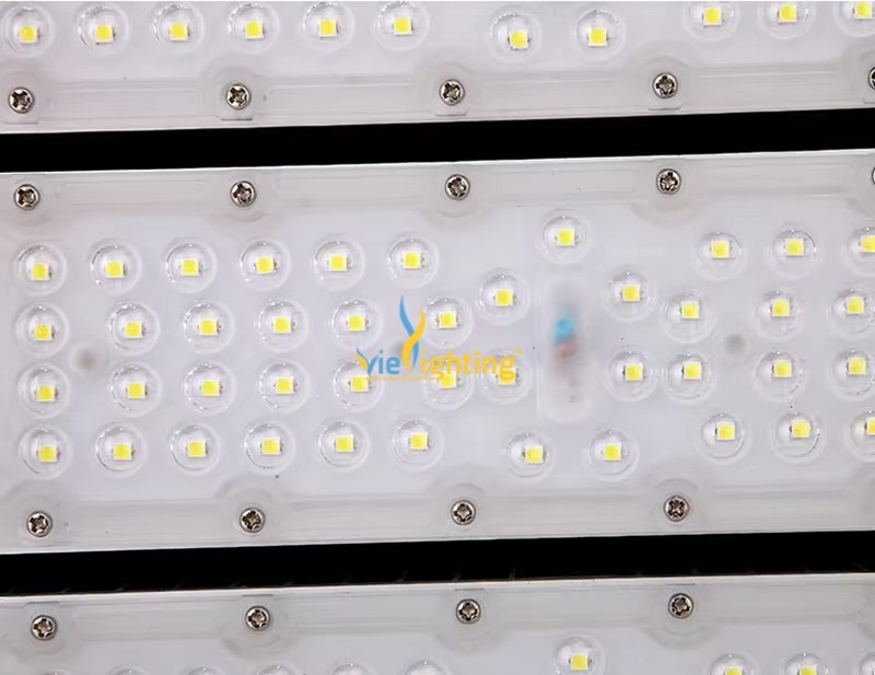 Đèn pha LED 100W VIFL12-100