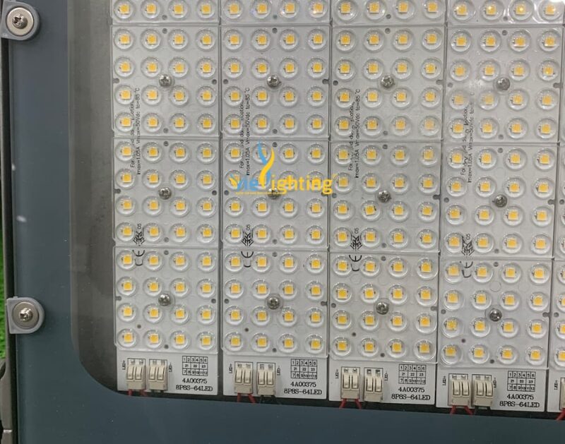 Đèn pha LED 400W VIFL5-400