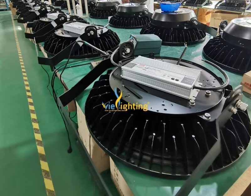 Đèn pha LED 800W VIFL8-800