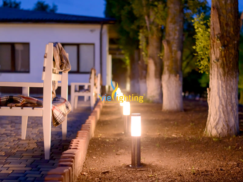 Mẫu đèn LED chiếu sáng tại công viên