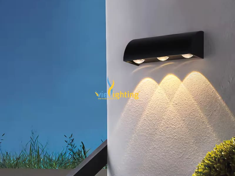 Đèn 1 hướng chiếu sáng mạnh mẽ