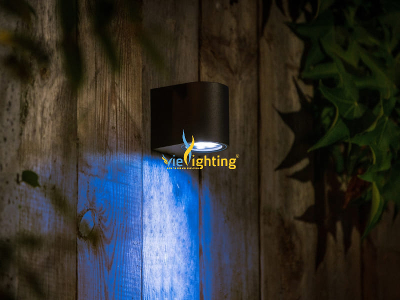 Mẫu đèn LED RGB gắn tường