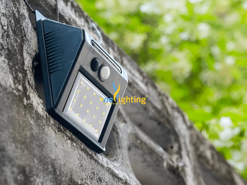 Mẫu đèn LED sân vườn công suất cao