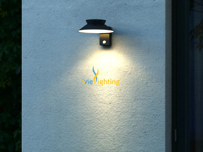 Mẫu đèn sân vườn cổ điển, đẹp