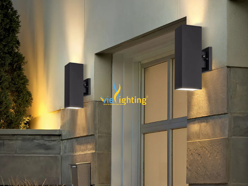 Thiết kế đèn gắn tường 2 đầu hiện đại