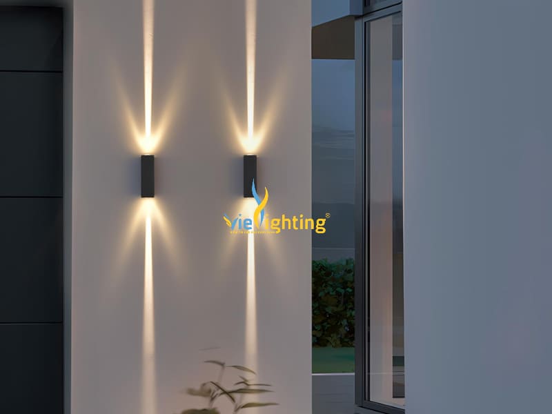 Thiết kế hiện đại của đèn gắn tường 2 đầu